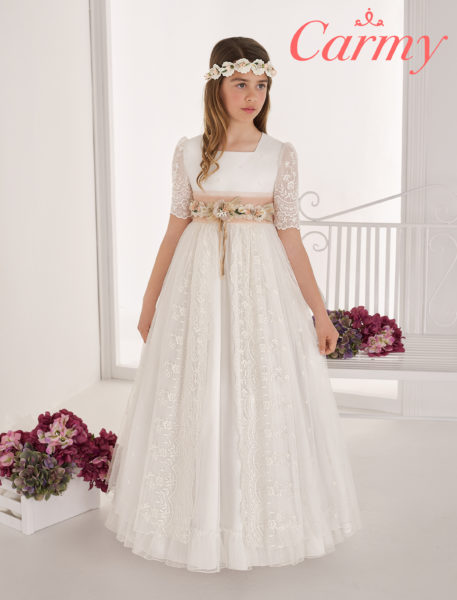 La vestido de comunión original clásico es todo un acontecimiento | Blog HigarNovias