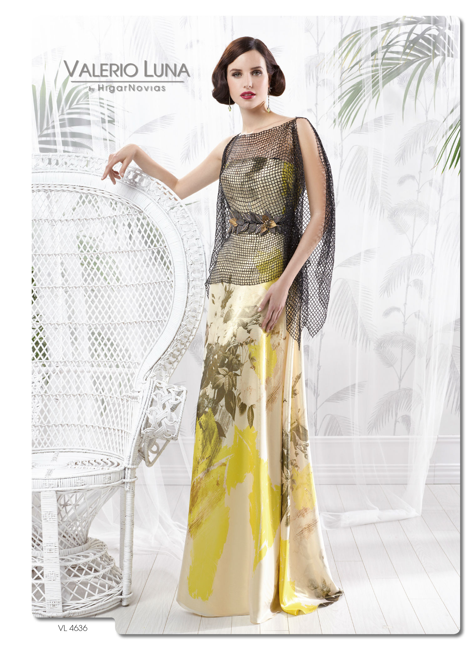 Vestido amarillo pétalos