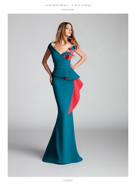 elegancia del azul en los vestidos de fiesta de Hannibal Laguna | Blog HigarNovias