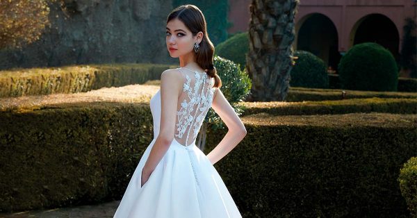 amenazar fiesta Mirar atrás Vestidos de novia princesa para una mujer romántica y delicada | Blog  HigarNovias