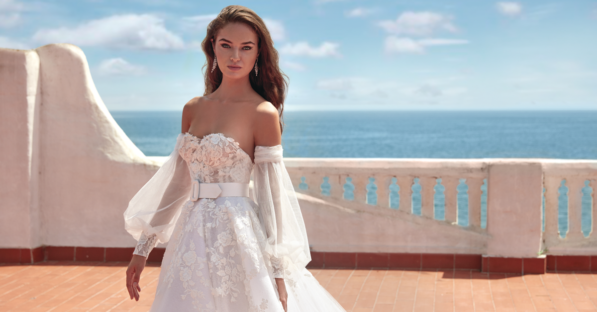 4 vestidos de novia para celebrar tu boda en la playa | Blog HigarNovias